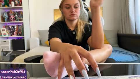 goddess online show from September 13, 9:20 am