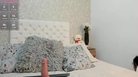 stthepany online show from May 19, 11:49 am