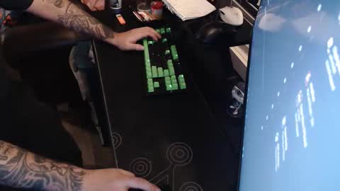 stud69861714 online show from January 10, 6:26 am