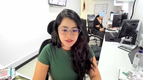 studcb_ online show from November 27, 4:53 pm