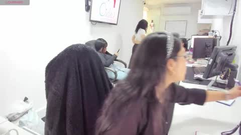 Snapshot of studcb_ chatting on January 16, 5:28 pm studcb_ online show from January 16, 5:28 pm