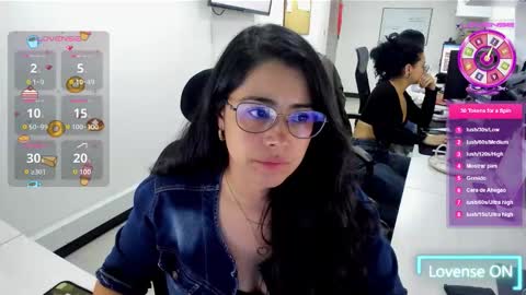 Snapshot of studcb_ chatting on February 5, 10:25 pm studcb_ online show from February 5, 10:25 pm