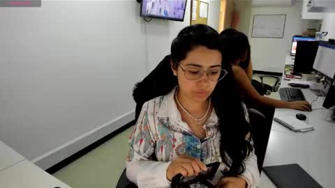 Snapshot of studcb_ chatting on March 2, 9:43 pm studcb_ online show from March 2, 9:43 pm