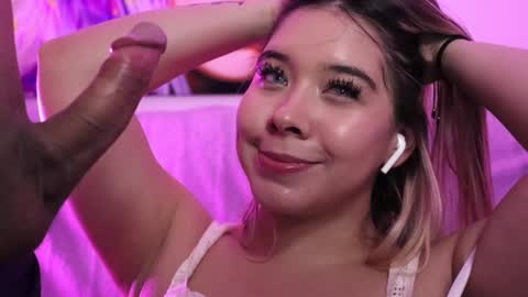 Snapshot of students_porn chatting on January 10, 1:42 am students_porn online show from January 10, 1:42 am