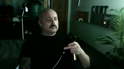 Snapshot of studley_1987 chatting on November 21, 3:22 pm studley_1987 online show from November 21, 3:22 pm