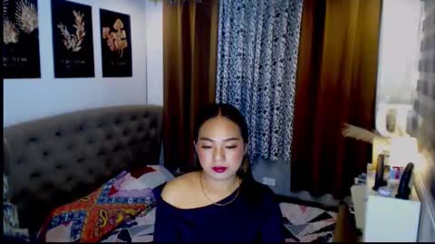 studqueendomi online show from April 19, 6:10 pm