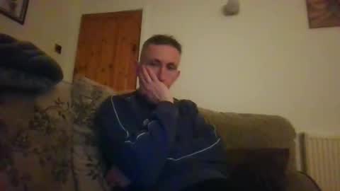Snapshot of stuuuey73 chatting on March 13, 9:54 pm stuuuey73 online show from March 13, 9:54 pm