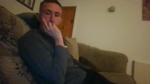 Snapshot of stuuuey73 chatting on April 2, 9:34 pm stuuuey73 online show from April 2, 9:34 pm