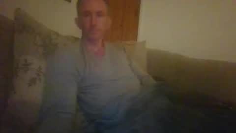 Snapshot of stuuuey73 chatting on April 30, 11:09 pm stuuuey73 online show from April 30, 11:09 pm