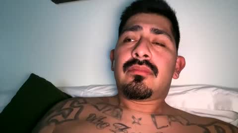 Snapshot of stylezg805 chatting on October 4, 8:34 am stylezg805 online show from October 4, 8:34 am