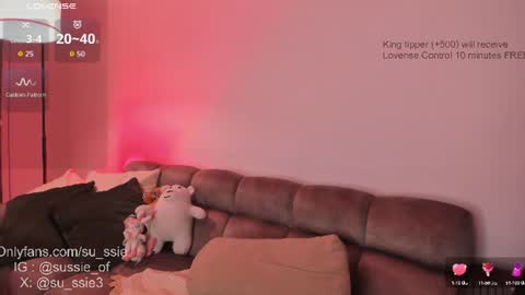 su_ssie online show from June 10, 12:44 am
