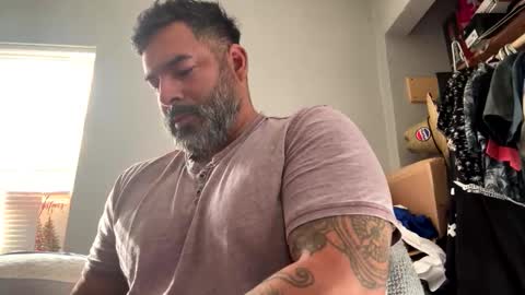 suavecito67 online show from October 18, 4:30 pm