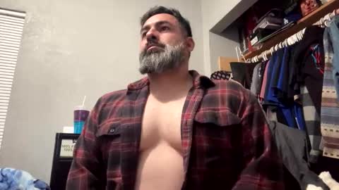 Snapshot of suavecito67 chatting on February 11, 3:00 am suavecito67 online show from February 11, 3:00 am