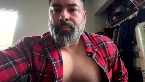 Snapshot of suavecito67 chatting on February 14, 4:26 pm suavecito67 online show from February 14, 4:26 pm