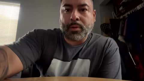 Snapshot of suavecito67 chatting on February 16, 5:53 pm suavecito67 online show from February 16, 5:53 pm