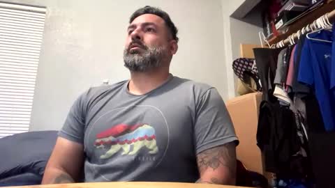 Snapshot of suavecito67 chatting on February 24, 3:48 am suavecito67 online show from February 24, 3:48 am