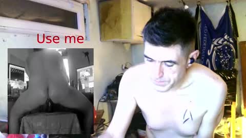 Snapshot of sub4black chatting on March 12, 1:14 am Sub2ChocoLad online show from March 12, 1:14 am