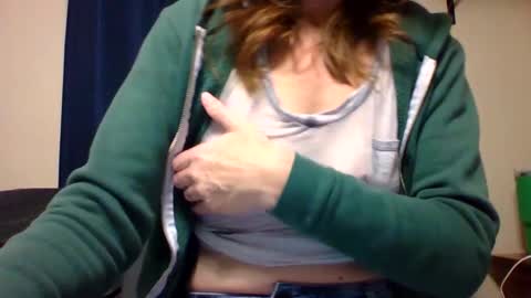 sub4you69brat online show from November 7, 5:51 am