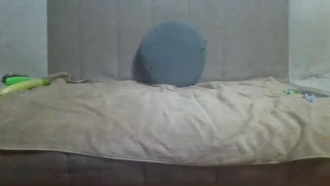 sub_12107 online show from November 18, 8:02 pm