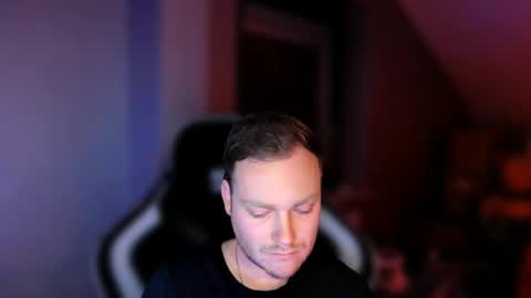 sub_austr online show from February 18, 7:09 pm