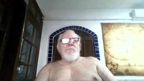 Snapshot of subbtmpig4u chatting on May 18, 1:56 am SubBtmPig4U online show from May 18, 1:56 am
