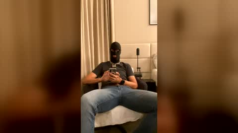 Snapshot of subefram chatting on July 20, 8:22 pm SLAVE EFRAM online show from July 20, 8:22 pm