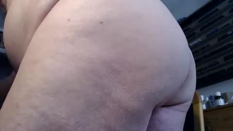 Snapshot of subibuns chatting on January 12, 10:34 am Marcel online show from January 12, 10:34 am