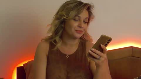 Snapshot of sublimecarla chatting on March 6, 11:23 pm Carla online show from March 6, 11:23 pm