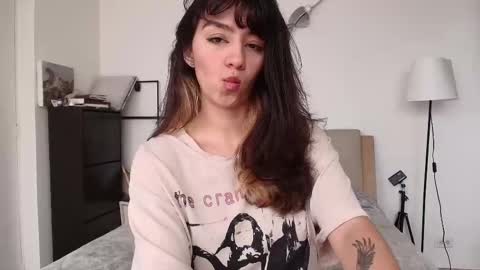 Snapshot of sublimetouch chatting on January 11, 3:50 pm Zoe online show from January 11, 3:50 pm