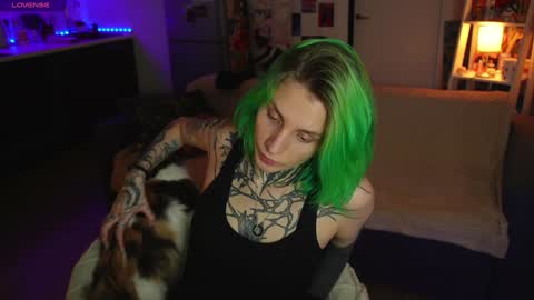 Snapshot of succubus_66 chatting on December 7, 2:35 pm succubus_66 online show from December 7, 2:35 pm