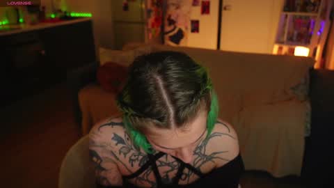 Snapshot of succubus_66 chatting on December 27, 2:43 pm succubus_66 online show from December 27, 2:43 pm