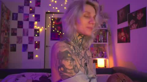 Snapshot of succubus_66 chatting on February 28, 4:31 pm succubus_66 online show from February 28, 4:31 pm