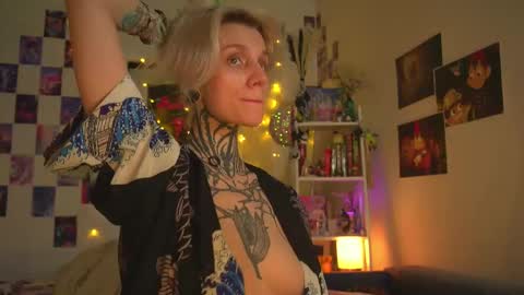 Snapshot of succubus_66 chatting on March 7, 2:56 pm succubus_66 online show from March 7, 2:56 pm