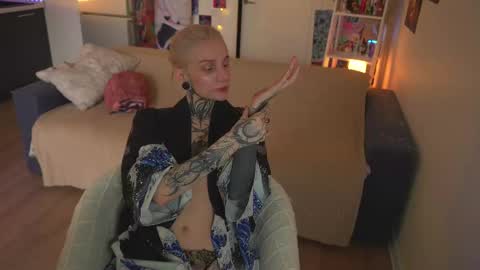 Snapshot of succubus_66 chatting on March 11, 9:45 am succubus_66 online show from March 11, 9:45 am