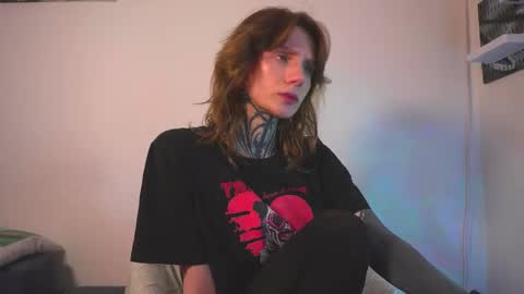 Snapshot of succubus_66 chatting on February 4, 11:49 am succubus_66 online show from February 4, 11:49 am