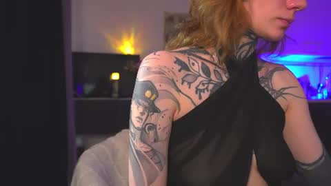 succubus_66 online show from July 27, 9:27 am