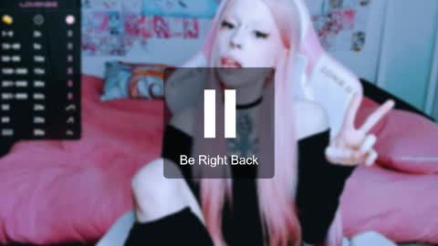 Snapshot of succubus_leslie chatting on April 22, 10:00 pm succubus_leslie online show from April 22, 10:00 pm