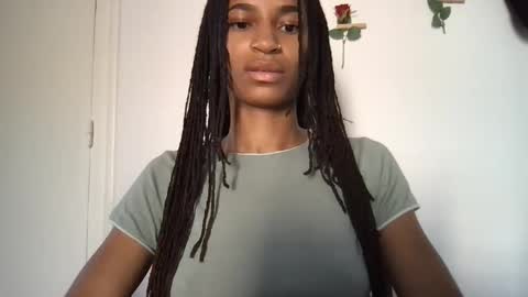 Succubus Sirena online show from May 29, 3:32 pm