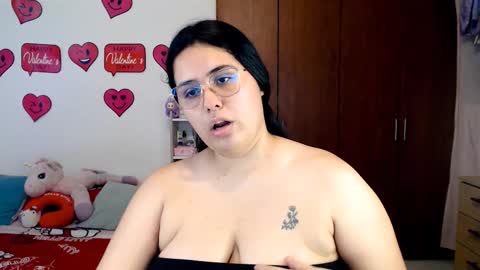 Snapshot of suckdreams19 chatting on February 13, 3:02 am Sofi Kitty online show from February 13, 3:02 am