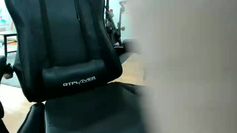 Snapshot of suckm3dry07 chatting on May 2, 1:16 pm suckm3dry07 online show from May 2, 1:16 pm