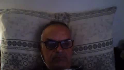 Snapshot of sugar1971 chatting on March 10, 6:40 am paolo online show from March 10, 6:40 am