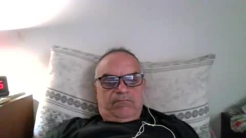 Snapshot of sugar1971 chatting on March 20, 7:24 am paolo online show from March 20, 7:24 am