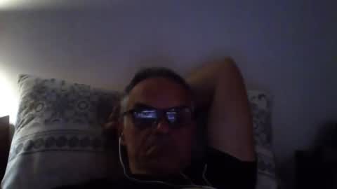 Snapshot of sugar1971 chatting on April 13, 5:02 am paolo online show from April 13, 5:02 am