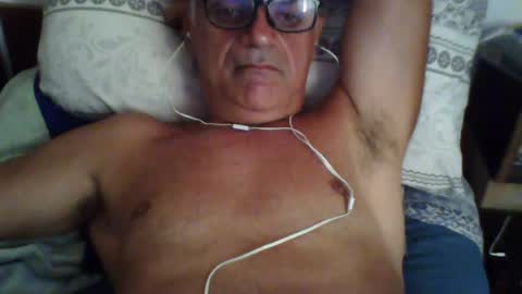 Snapshot of sugar1971 chatting on June 24, 12:37 pm paolo online show from June 24, 12:37 pm