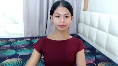 sugar_pixiee online show from May 30, 5:37 am