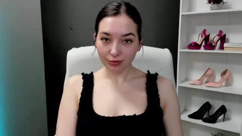 Snapshot of sugar_xmegan chatting on April 8, 6:57 am Megan online show from April 8, 6:57 am