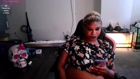 Snapshot of sugarbearlove87 chatting on October 8, 7:00 pm lexi love online show from October 8, 7:00 pm