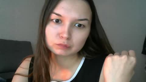 Snapshot of sugarrbell chatting on September 16, 2:56 am Bell online show from September 16, 2:56 am