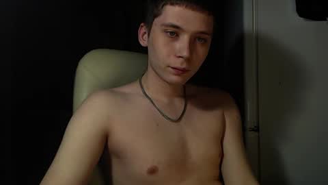 Snapshot of sugarrebit chatting on December 13, 9:52 pm Sugarbutter online show from December 13, 9:52 pm