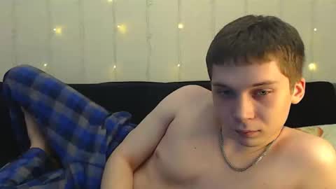 Snapshot of sugarrebit chatting on December 22, 11:00 am Sugarbutter online show from December 22, 11:00 am